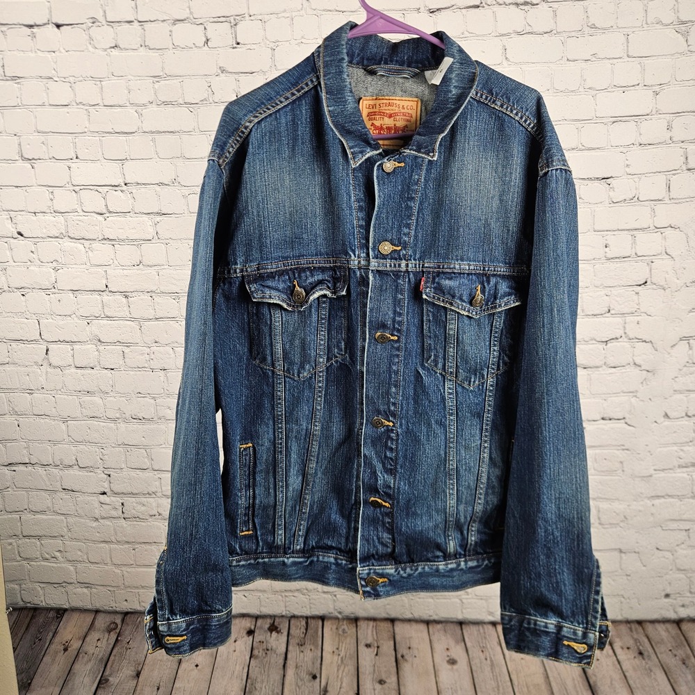Levi Strauss 70507 Standard Trucker Denim Jacket Mens XL Blue Medium Wash Cotton